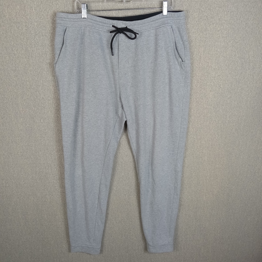 Public Rec Men's Weekender Joggers Heather Silver Grey Size 38x34 Athleisure